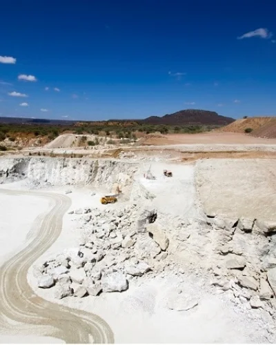 pologesseiro | Defesa tributária, estruturação societária, holdings e planejamento sucessório para mineradoras, calcinadoras, indústrias de pré-moldados e empresas comerciais do Sertão do Araripe.