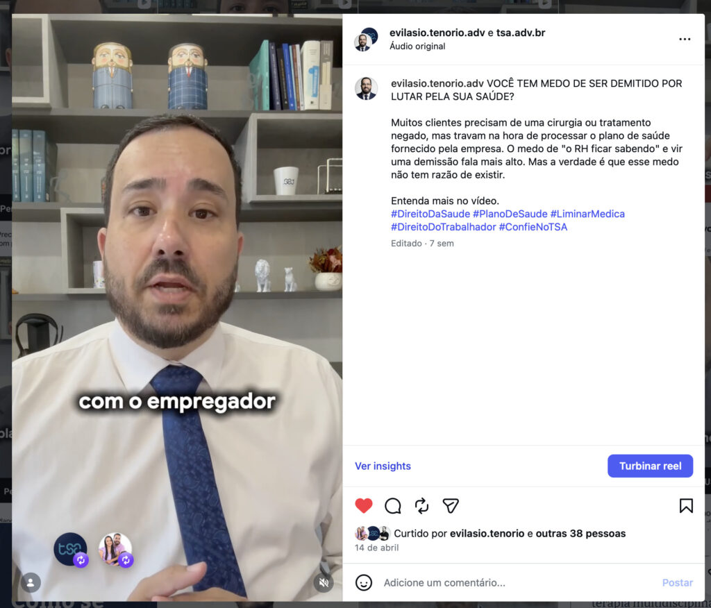 O Mito do Risco de Perder o Emprego ao Processar o Plano de Saúde da Empresa 1 | Desmistificando o Mito: Seu Emprego Está Seguro ao Processar o Plano de Saúde da Empresa Empregados no Brasil têm o direito de contestar judicialmente os serviços e coberturas de planos de saúde empresariais sem temor de retaliações, assegurando tratamentos essenciais. A Consolidação das Leis do Trabalho (CLT) e a Constituição Federal garantem que não pode haver demissão ou penalização por parte do empregador devido a processos judiciais, incluindo aqueles contra operadoras de planos de saúde. Para buscar esse direito de forma segura, é aconselhável que o empregado consulte um advogado especializado, respeitando o prazo prescricional de cinco anos para ações trabalhistas, pois isso oferece maior proteção e orientação jurídica adequada.